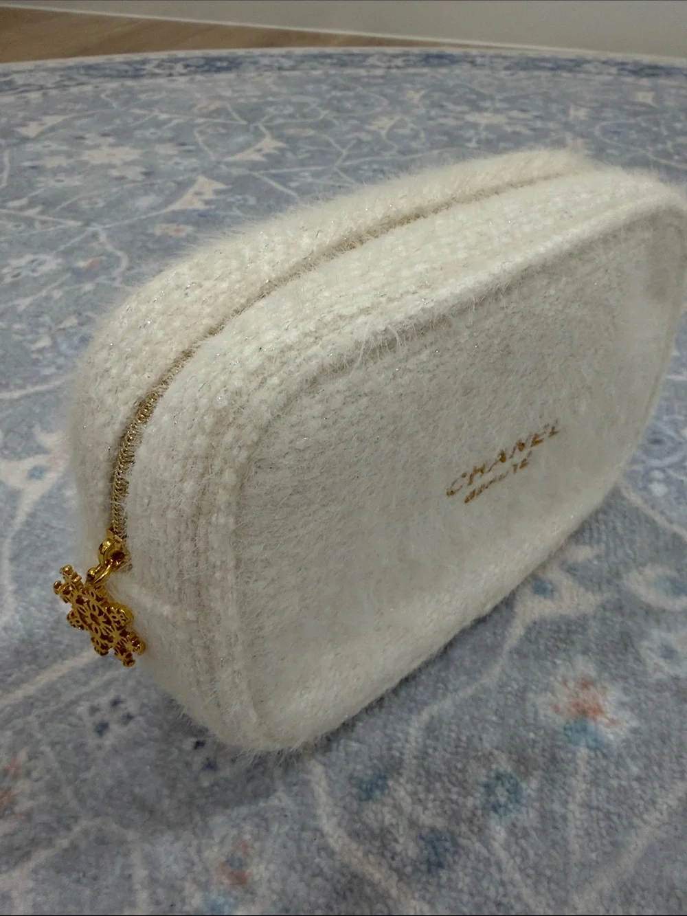 CHANEL White Textured Travel Pouch with Skincare Tube Duo